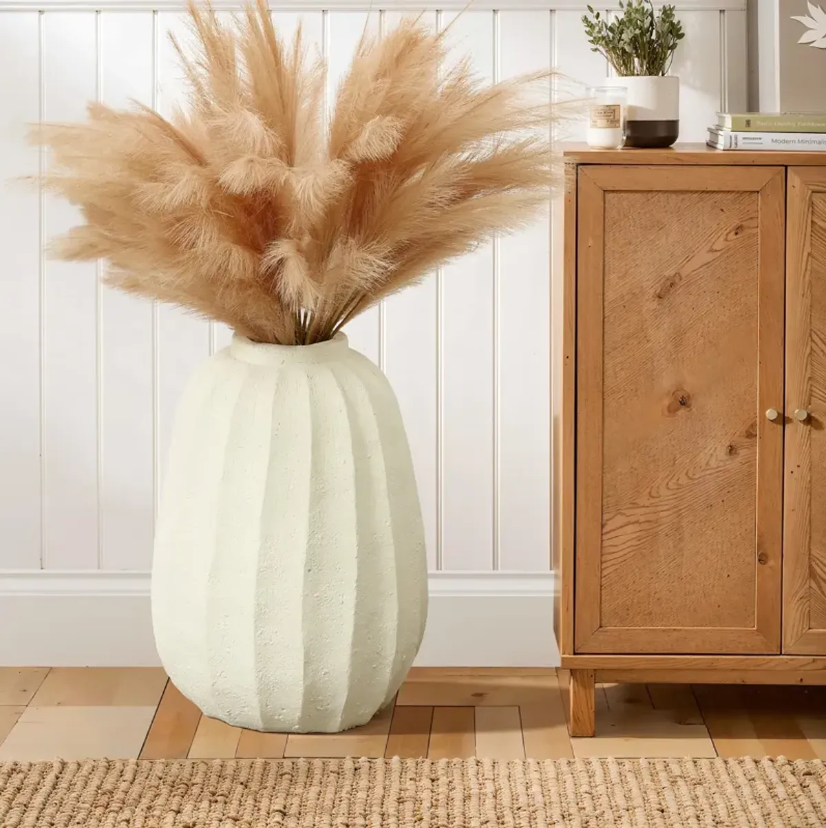 LuxenHome Off White MgO Round Modern Fluted Vase