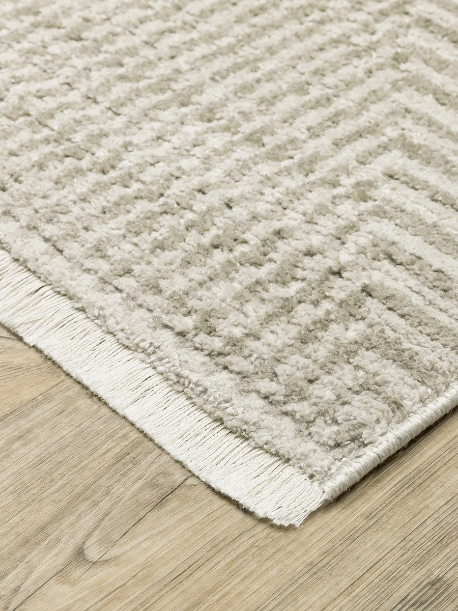 Bauer 3'10" x 5'5" Beige Rug