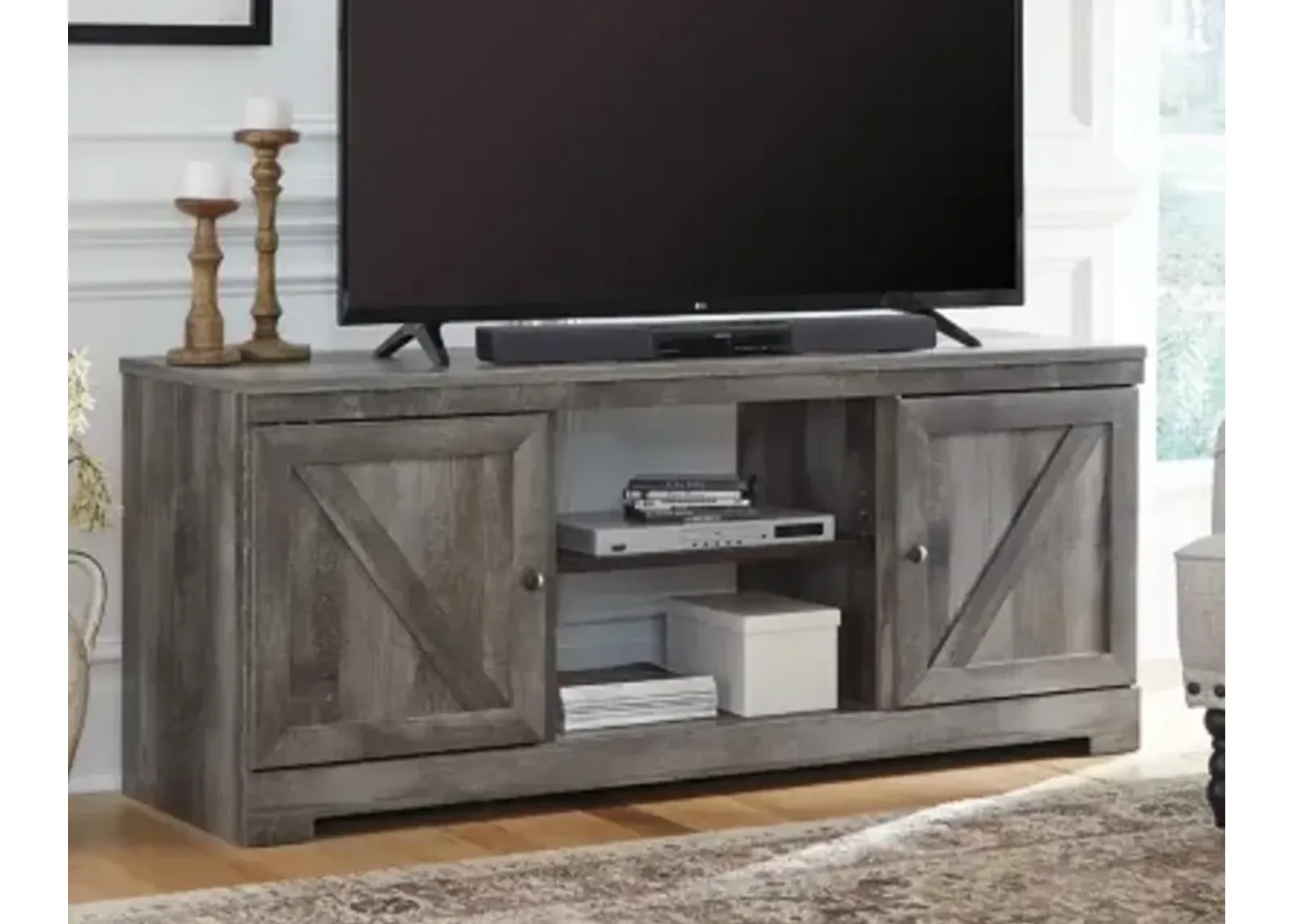 Wynnlow 63" TV Stand