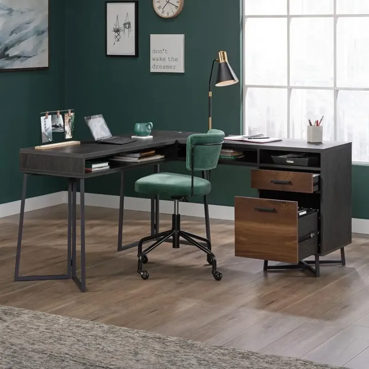 Sauder Canton Lane L Desk Gw