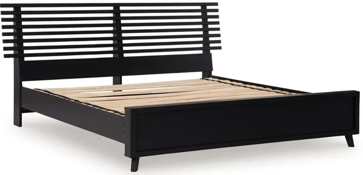 Danziar King Slat Panel Bed