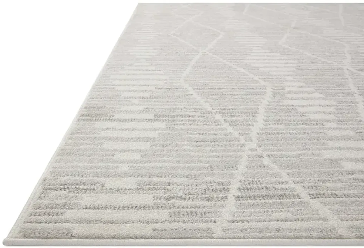 Kamala KAM02 Ivory/Silver 5'3" x 7'9" Rug