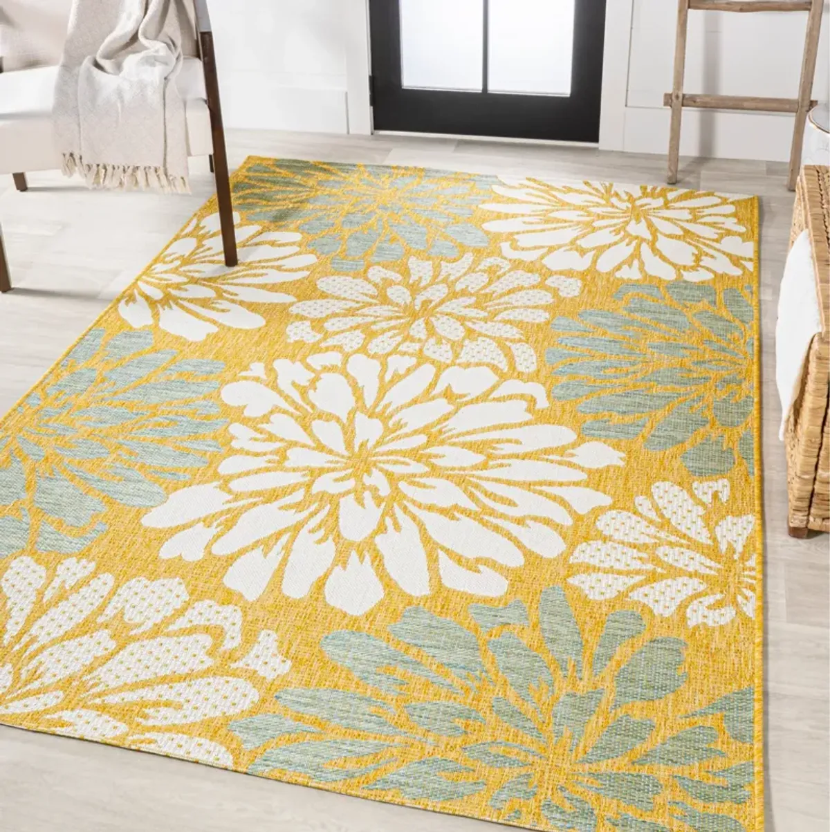 Zinnia Modern Floral Textured Weave Indoor/Outdoor Area Rug