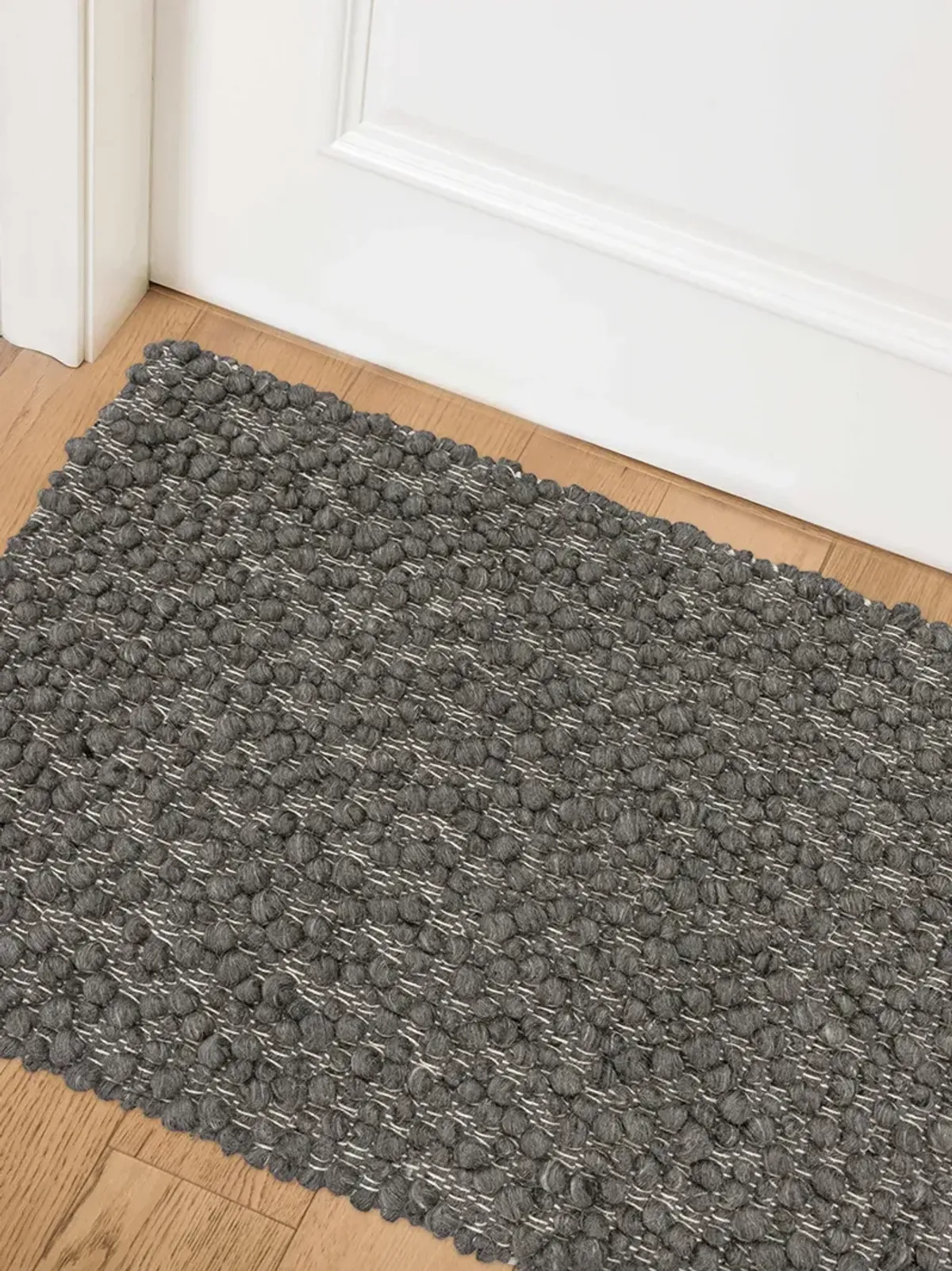 Gorbea GR1 Charcoal 2' x 3' Rug