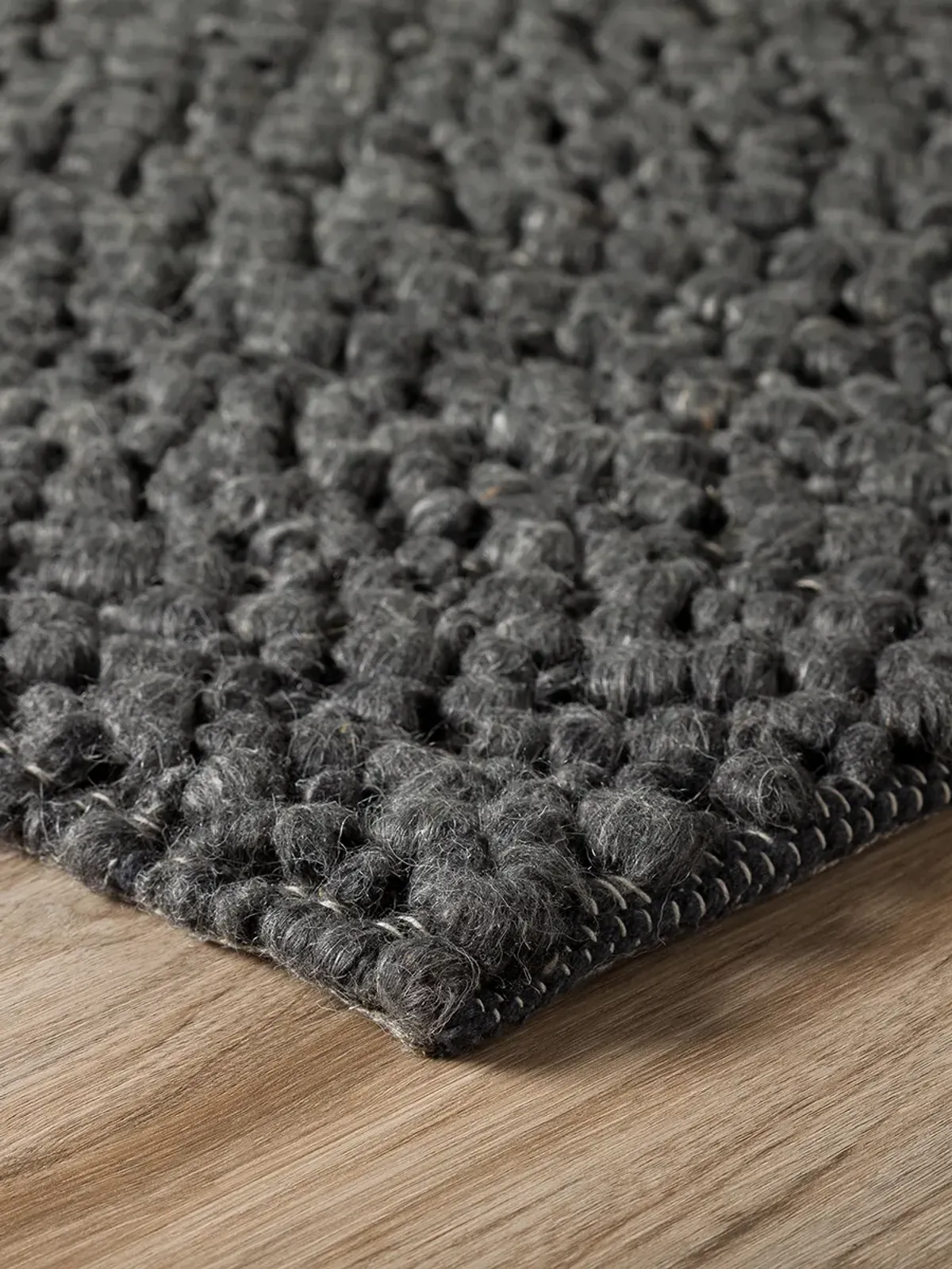 Gorbea GR1 Charcoal 2' x 3' Rug