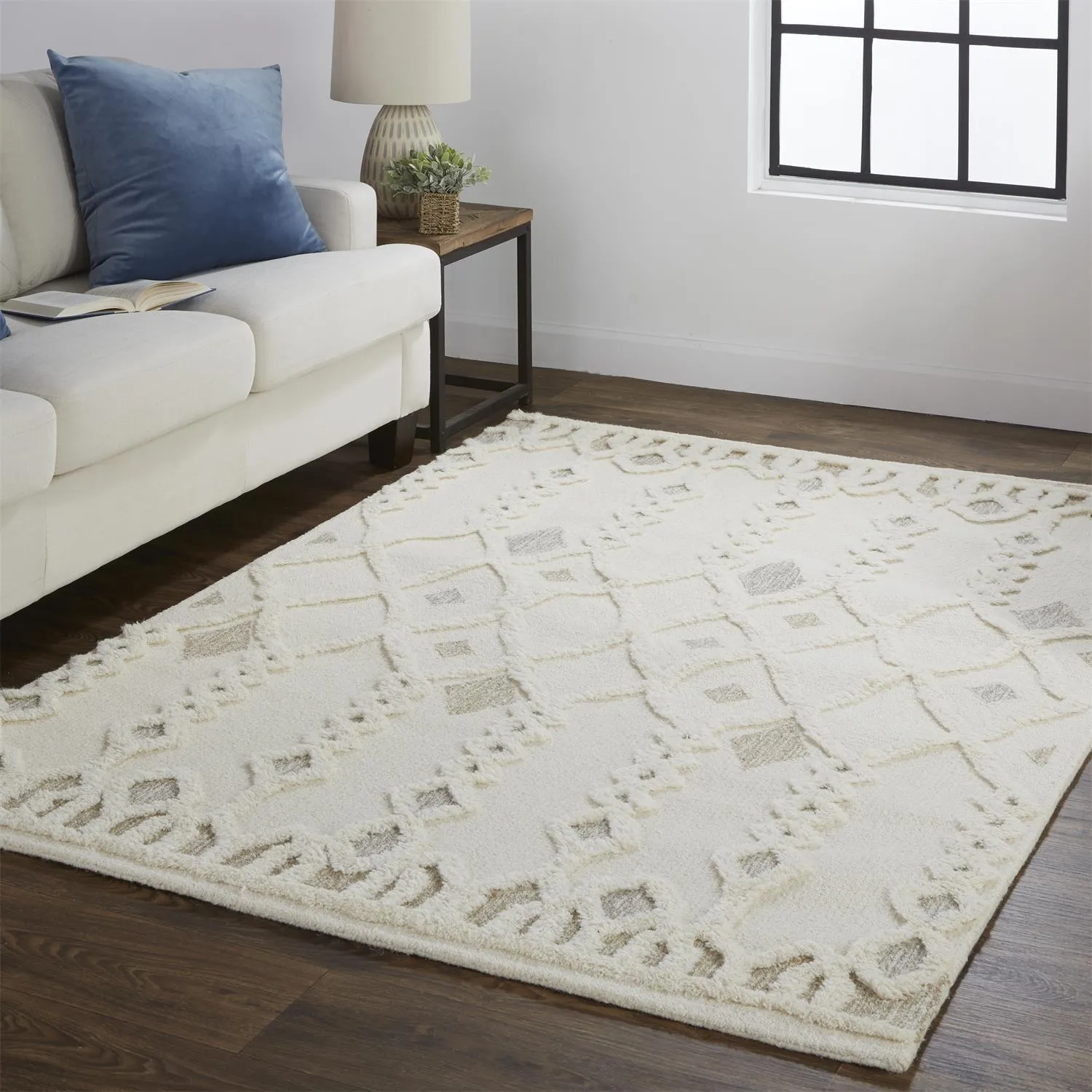 Anica 8011F Ivory/Tan/Silver 8' x 10' Rug