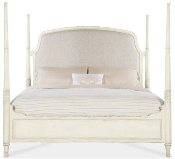 Americana Queen Upholstered Poster Bed