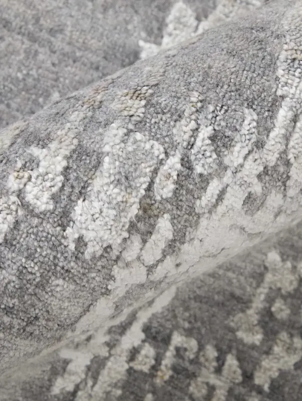 Eastfield 69A9F 4' x 6' Gray Rug