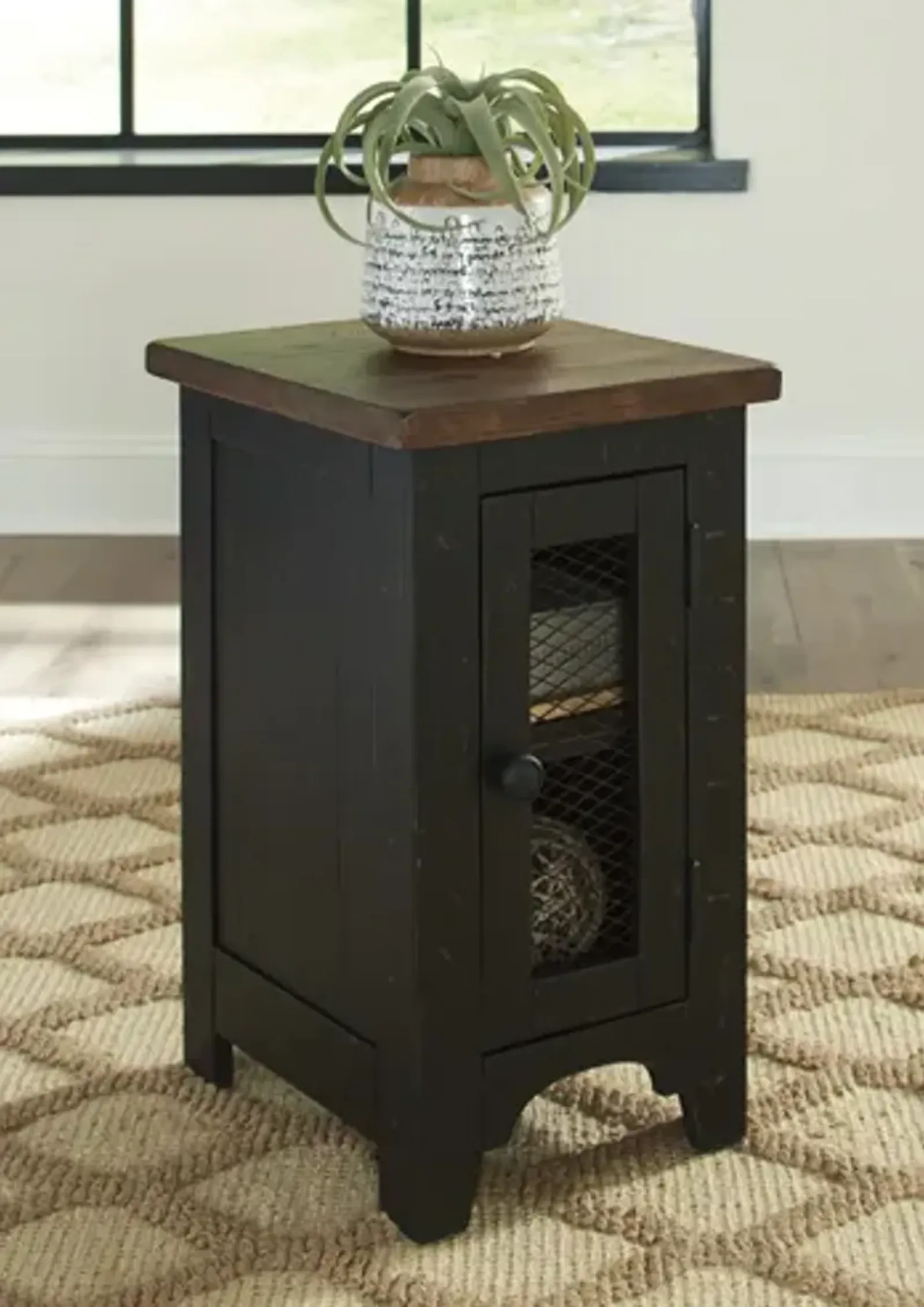 Valebeck Chair Side End Table