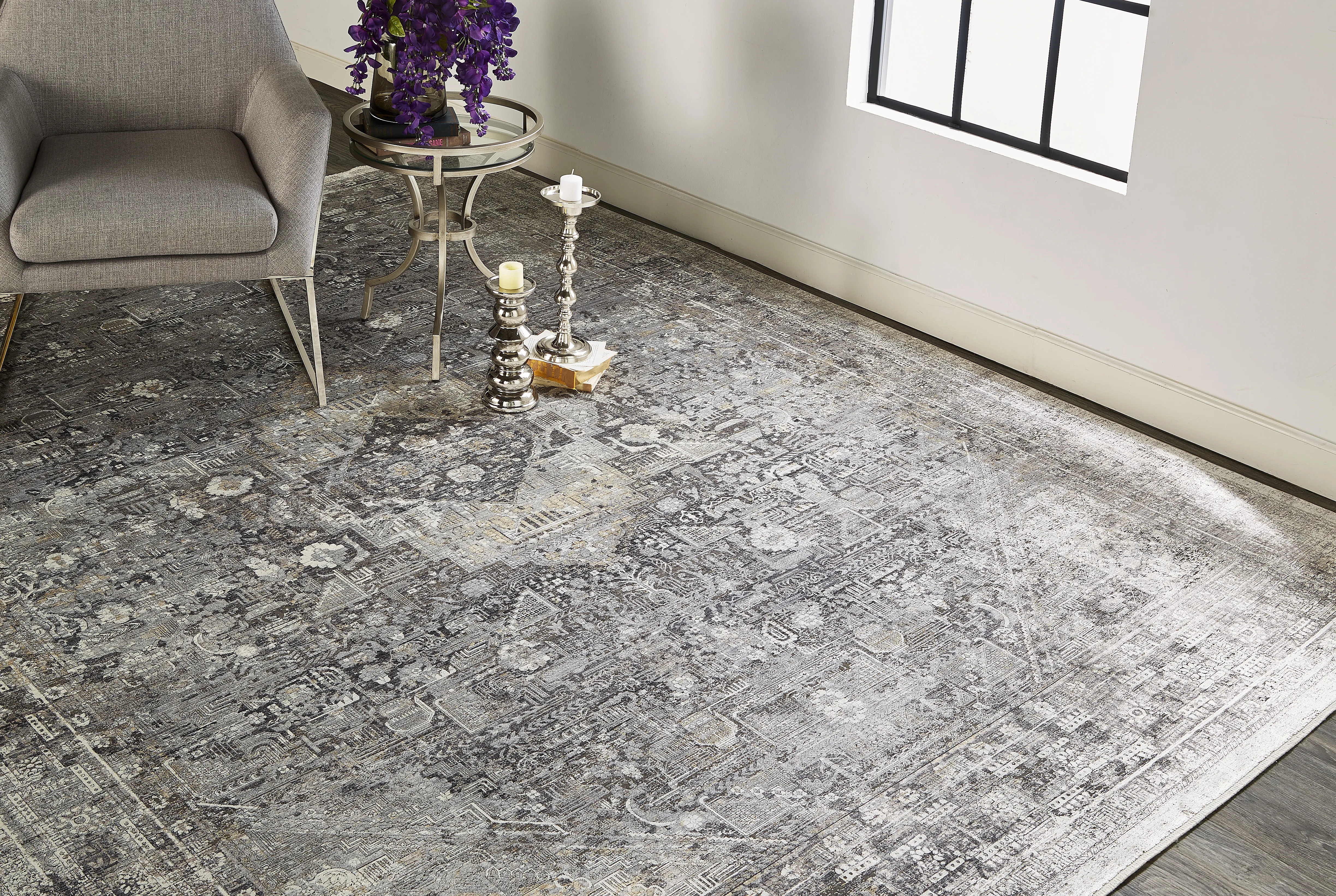 Sarrant 3966F Gray/Silver/Ivory 2'8" x 10' Rug