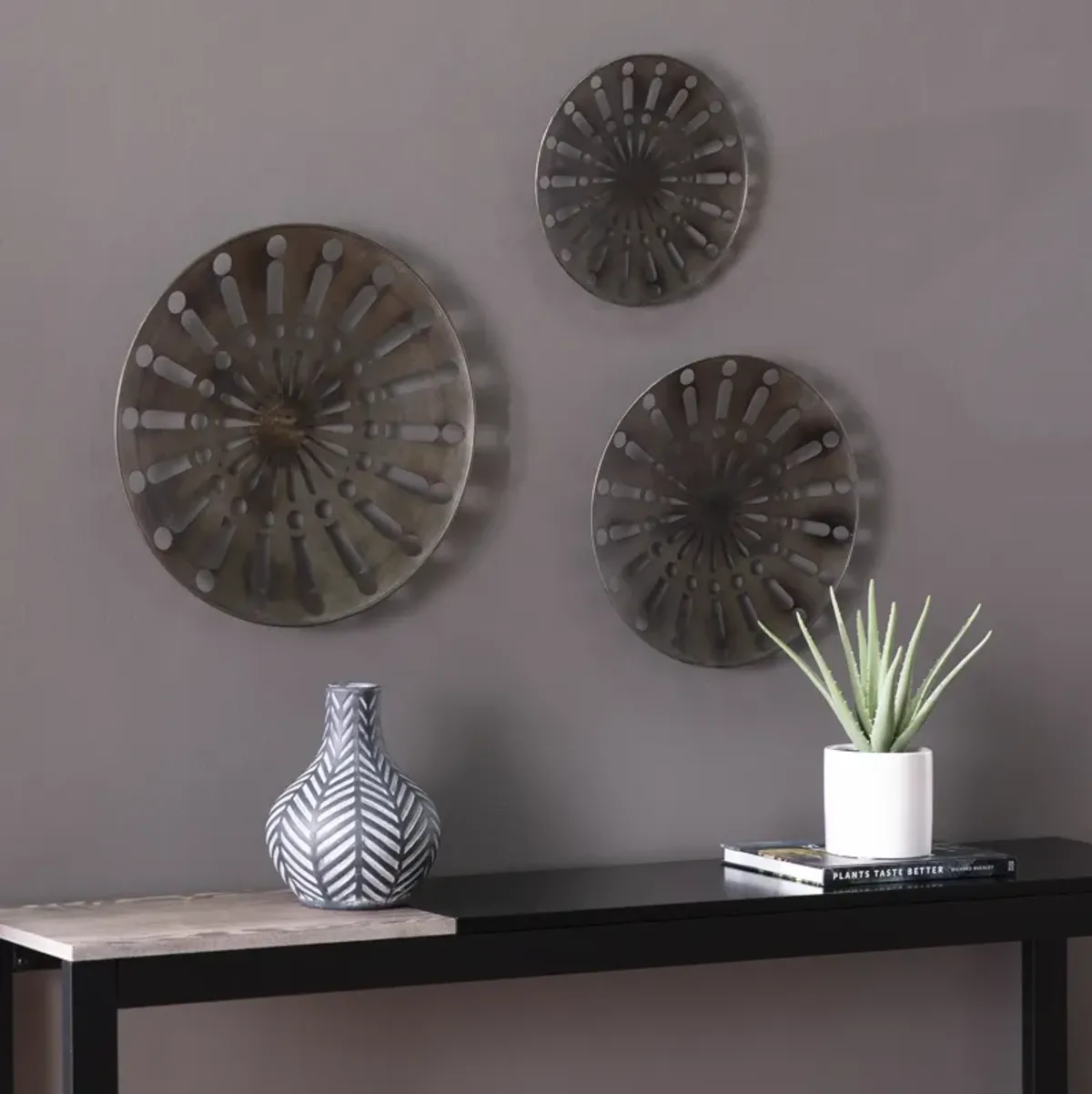 Wassleby Round Wall Art (Set of 3)