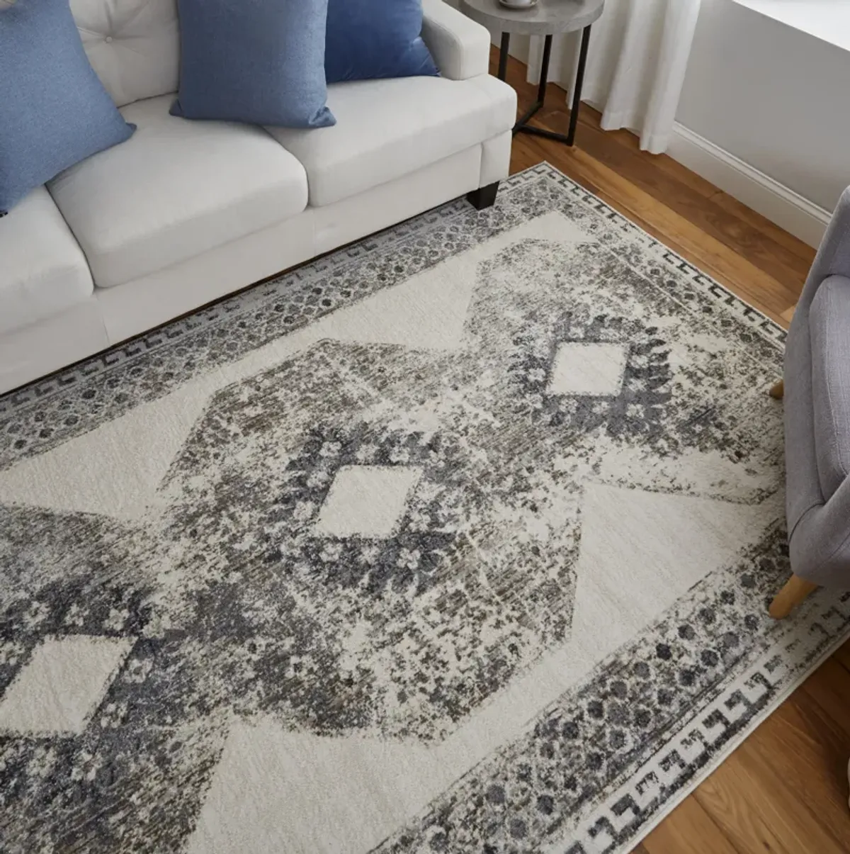 Kano 39LJF Ivory/Taupe/Gray 2'7" x 8' Rug