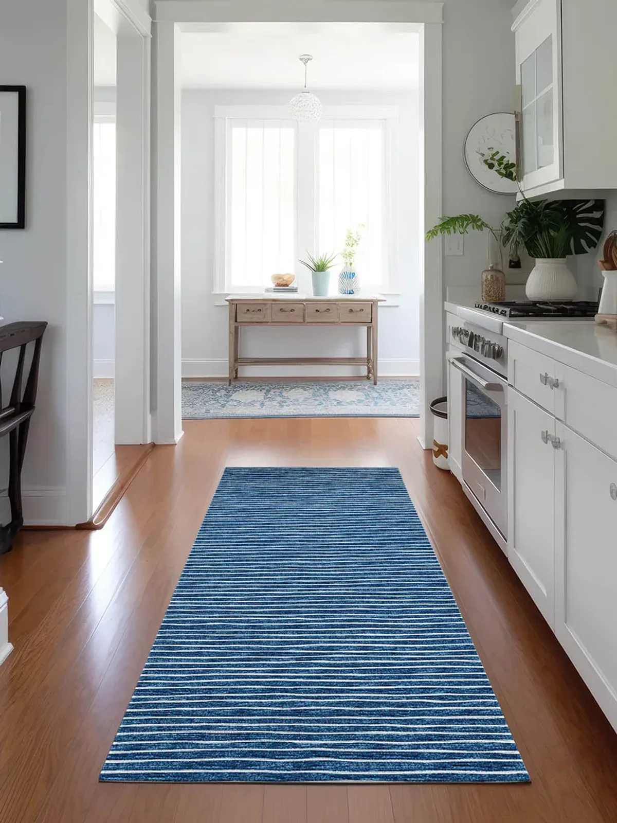 Laidley LA1 Navy 2'3" x 7'6" Rug