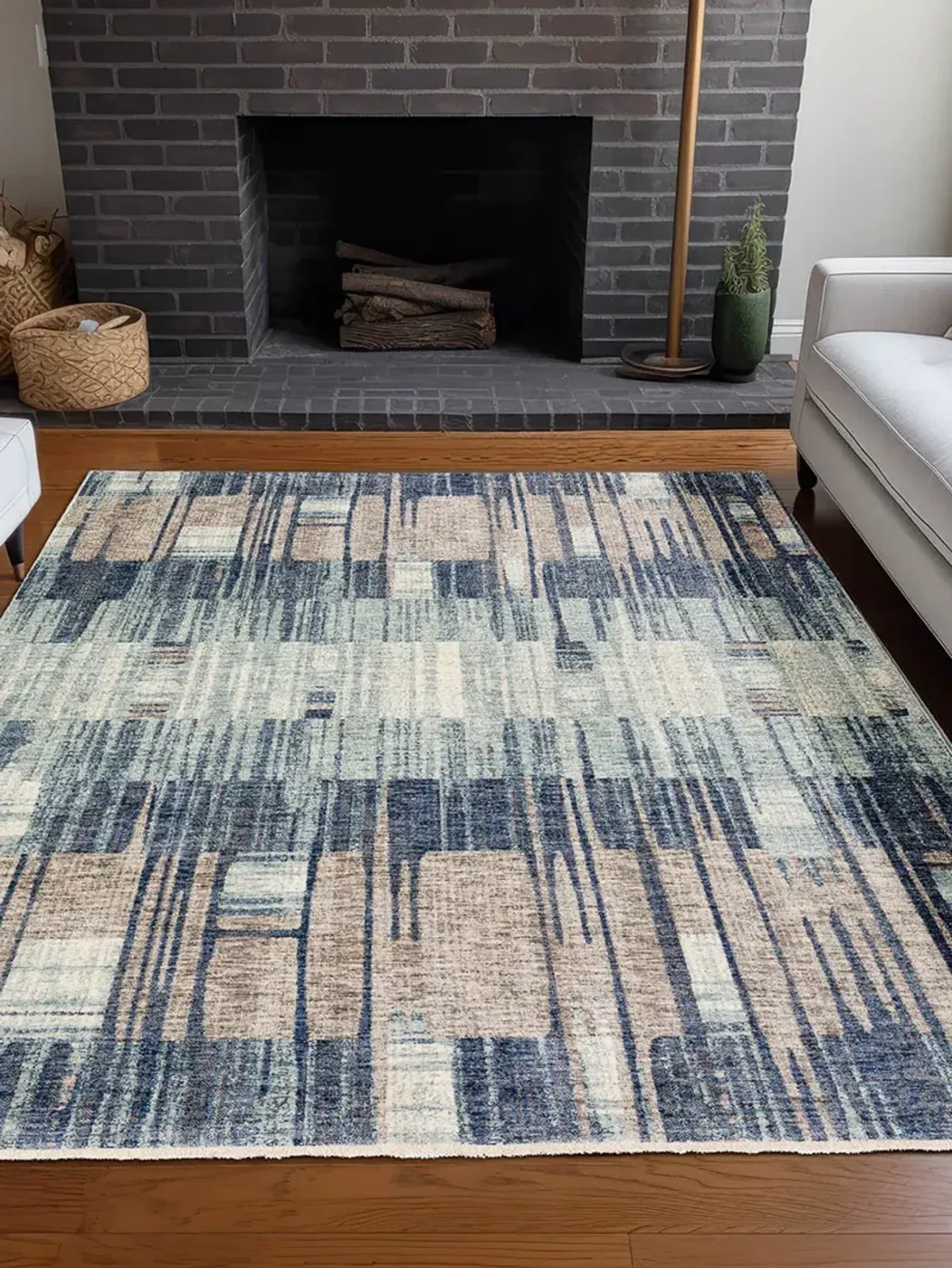 Neola NA11 Navy 20" x 30" Rug