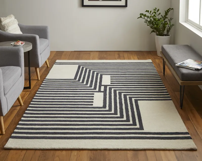 Maguire 8900F Gray/Ivory/Black 8' x 10' Rug