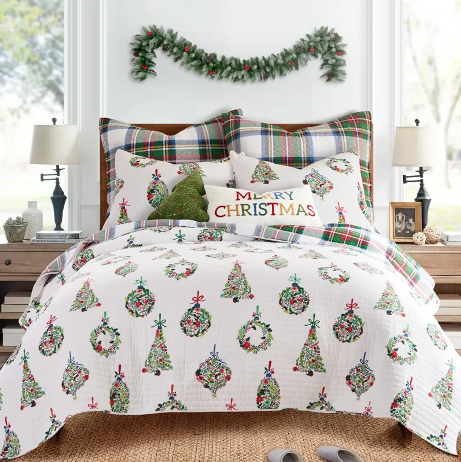 Festive Baubles Quilt Set - Levtex Home