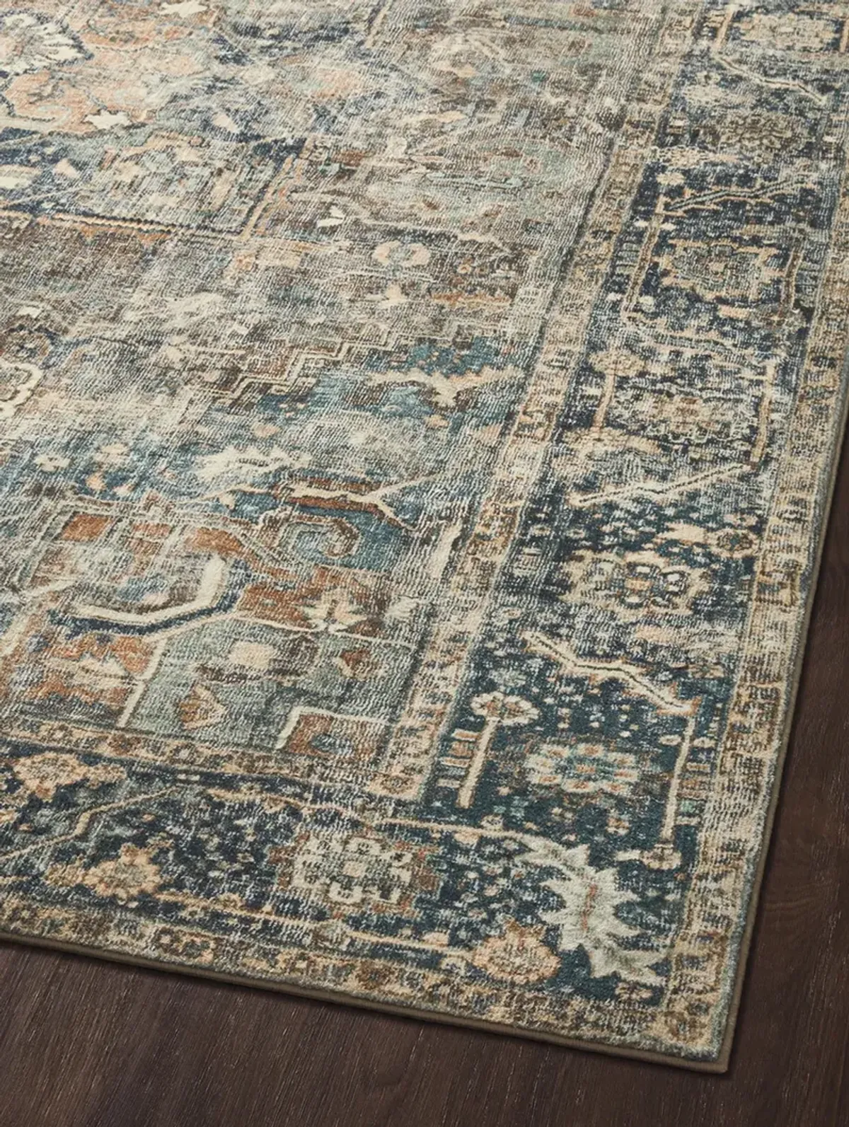 Margot MAT02 2'6" x 7'6" Rug