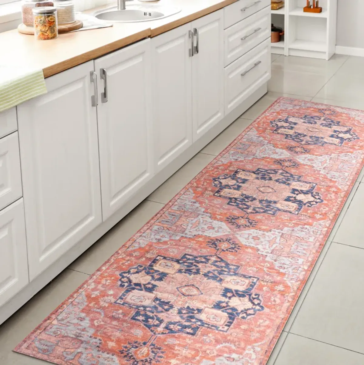 Maris Ornate Medallion Machine-Washable Area Rug