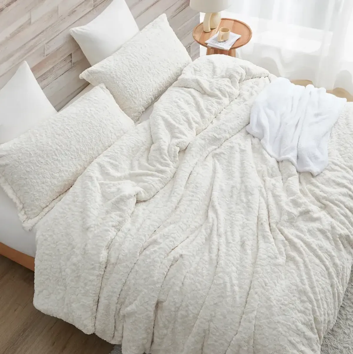 Obsessed - Coma Inducer� Oversized Comforter Set