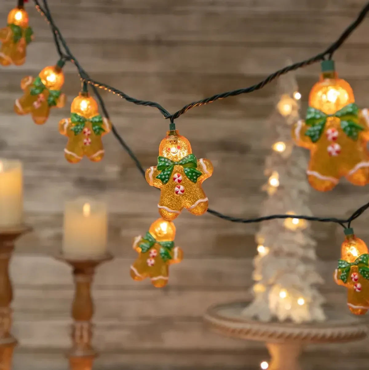 10ct Gingerbread Man Christmas Lights  Clear Lights  Green Wire