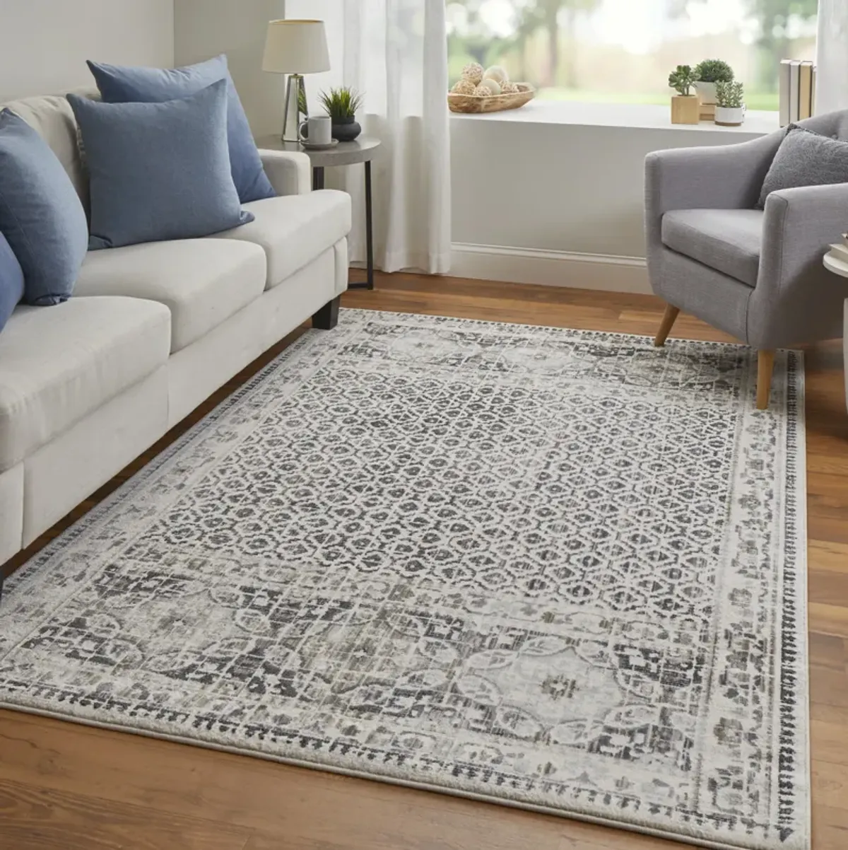 Kano 3874F Ivory/Taupe/Gray 2'2" x 3' Rug