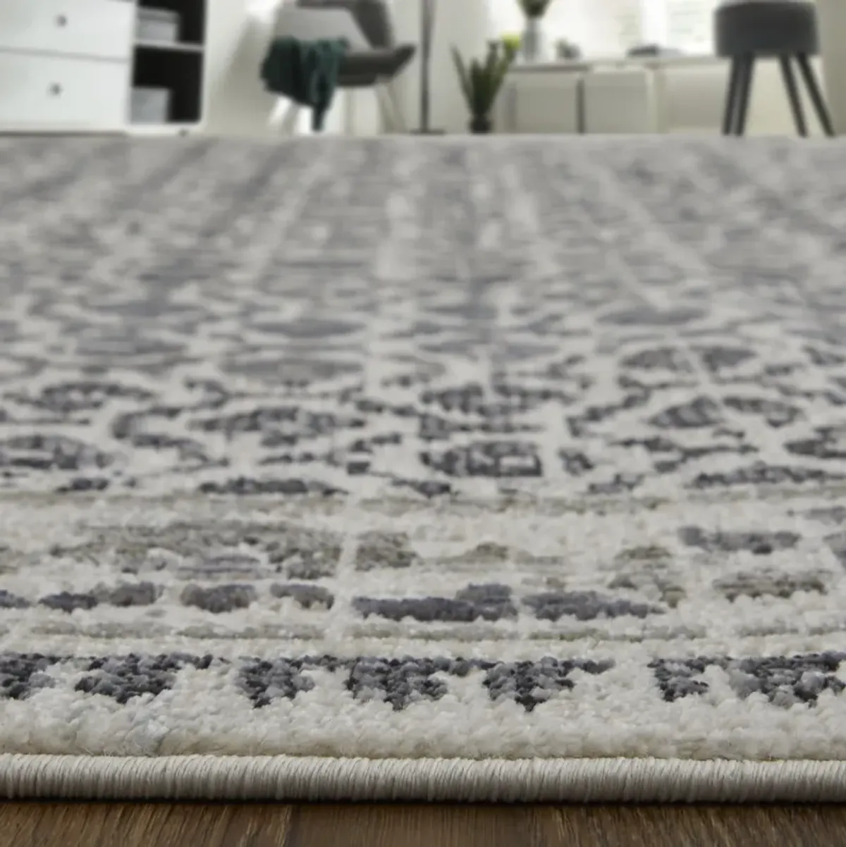 Kano 3874F Ivory/Taupe/Gray 2'2" x 3' Rug