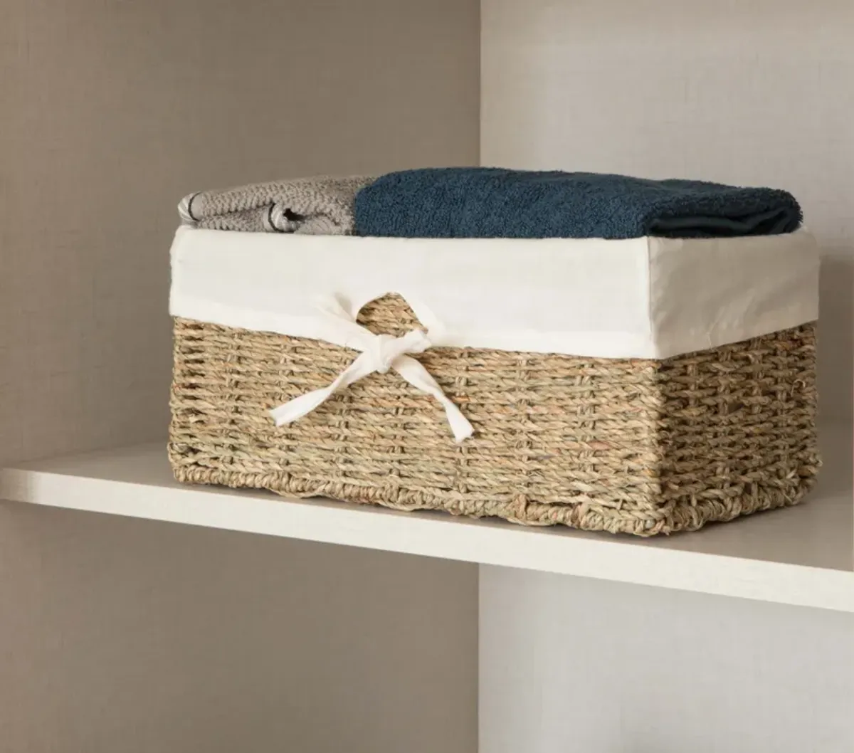 Seagrass Shelf Basket Lined with White Lining