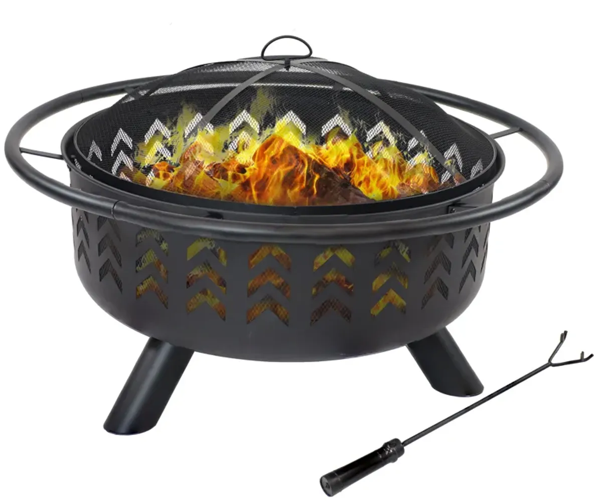 Sunnydaze 36 in Steel Arrow Motif Fire Pit with Spark Screen - Black