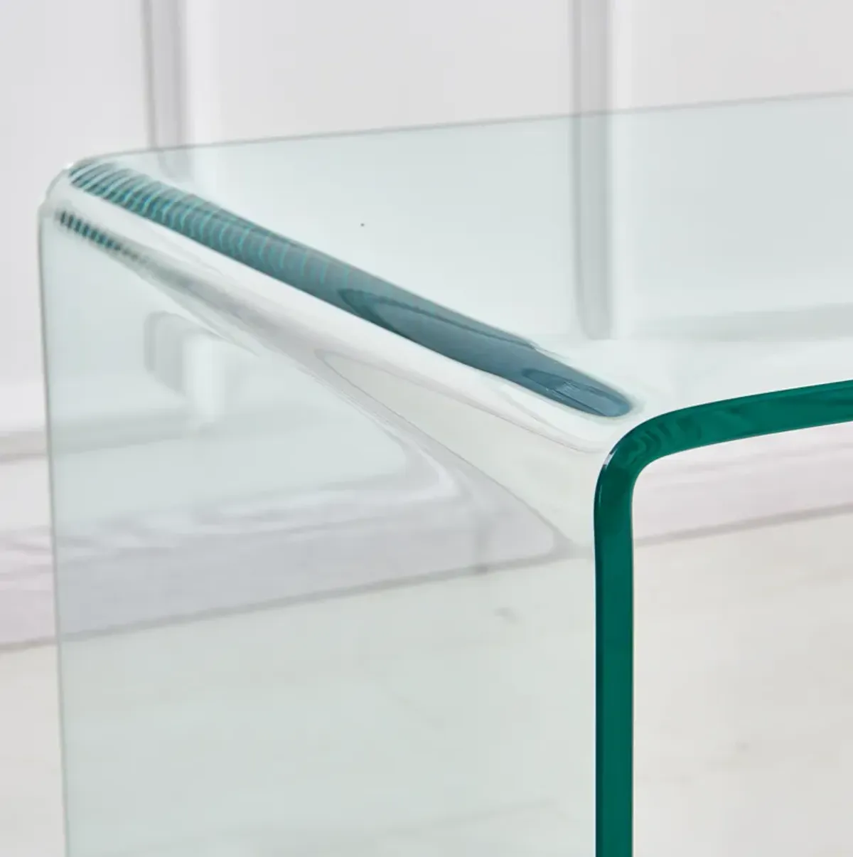 Tempered Transparent Glass End Table, Small Sofa Table with Sleek Design