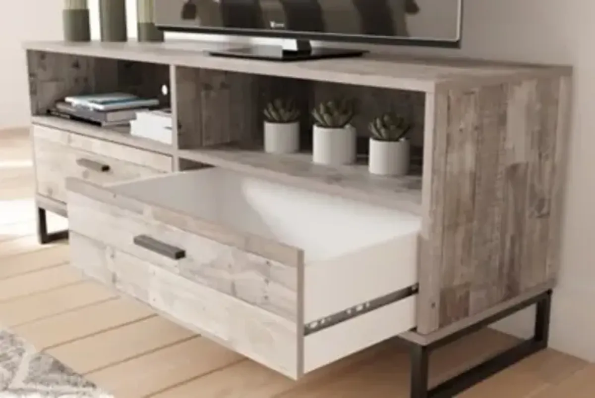 Neilsville 59" TV Stand in Whitewash