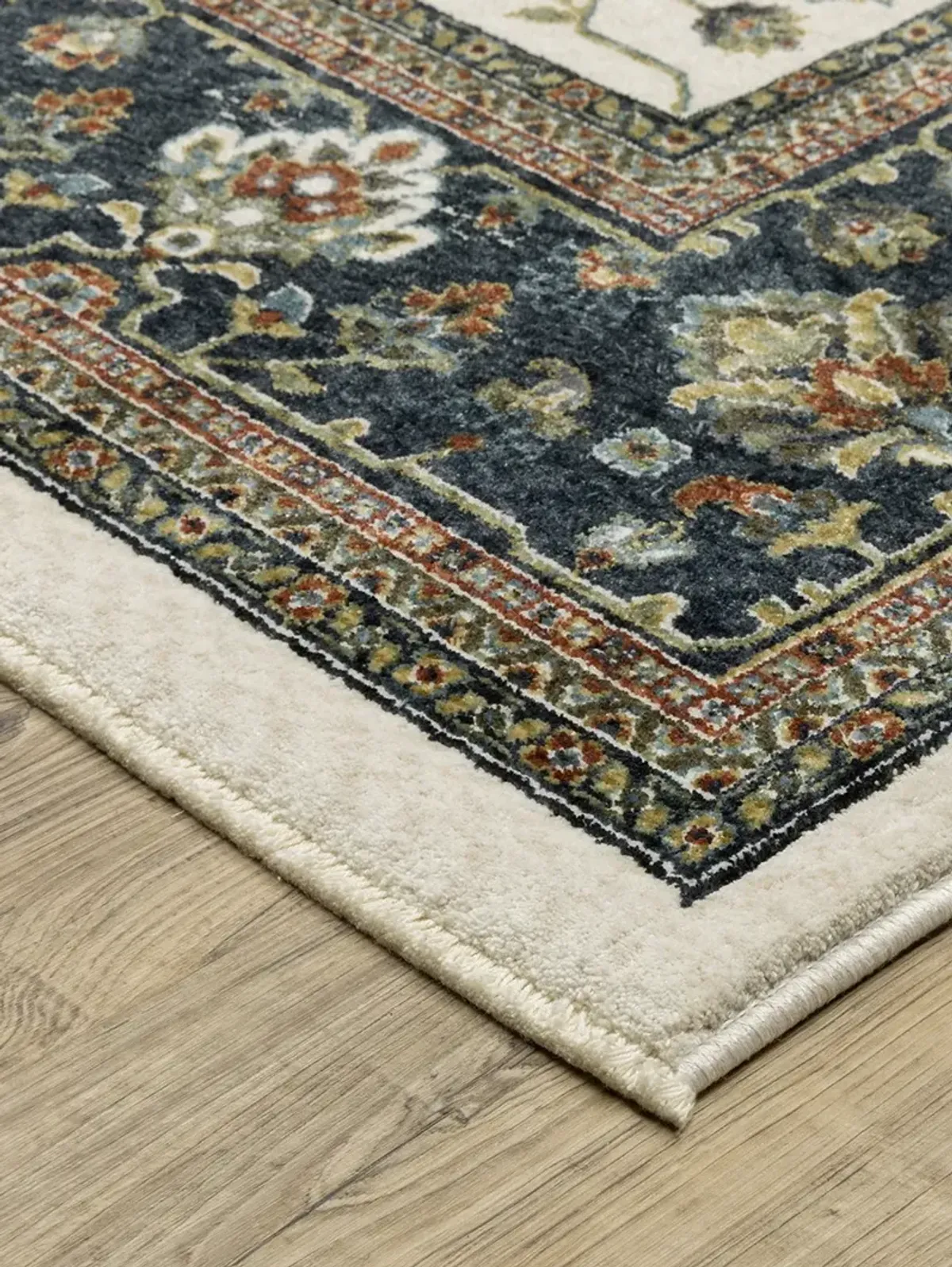 Vivian 7'10" x 10'10" Ivory Rug