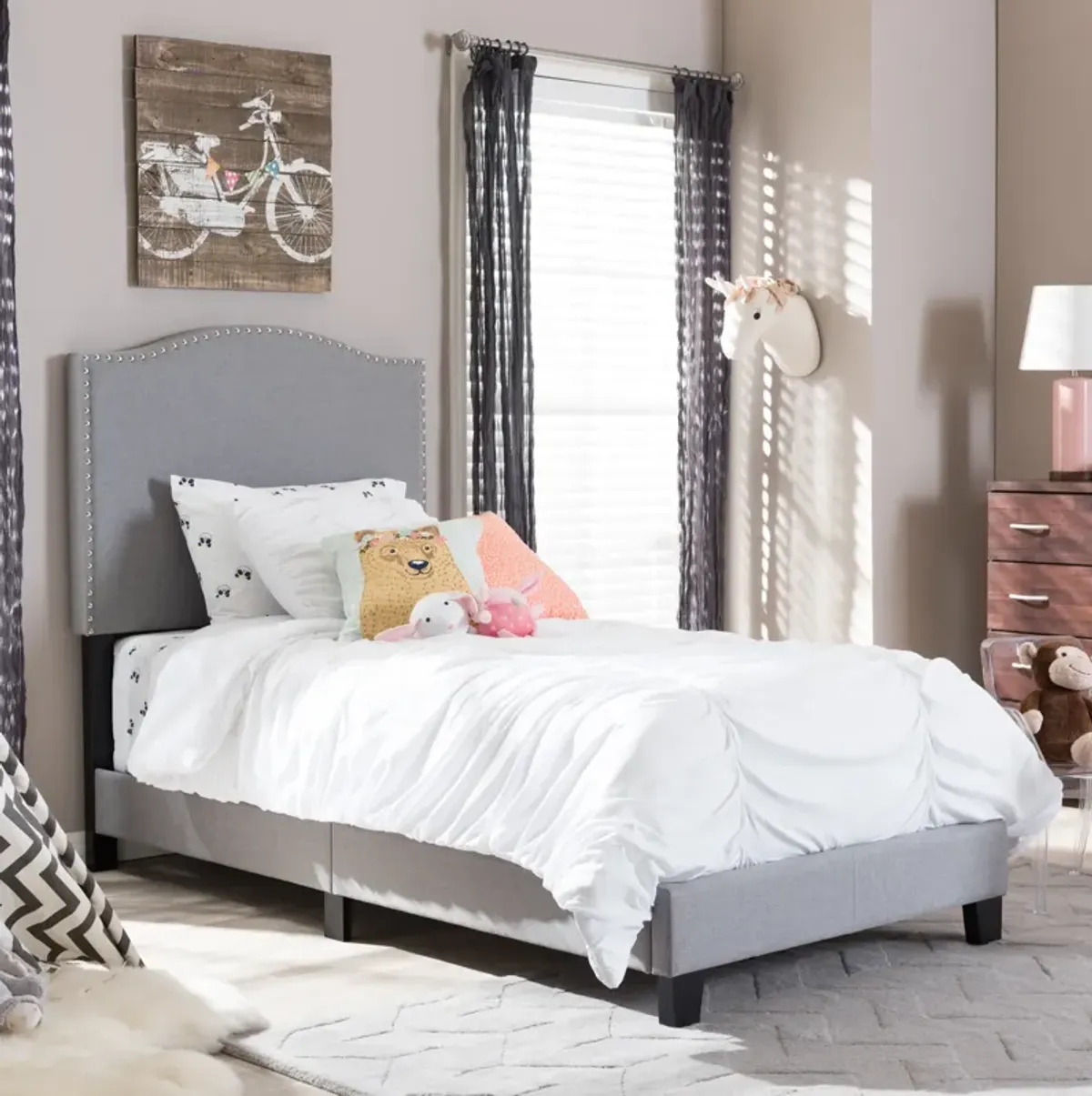 Baxton Studio Benjamin Modern Grey Fabric Upholstered Twin Size Arched Bed with Nail Heads