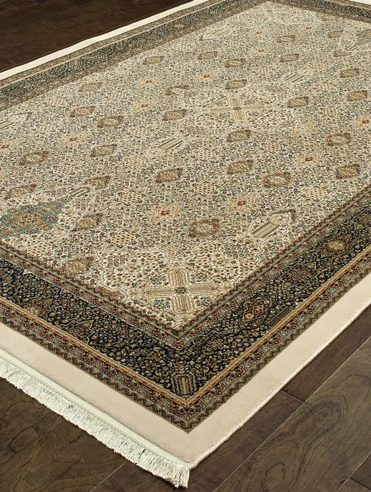 Masterpiece 6'7" x 9'6" IVY Rug