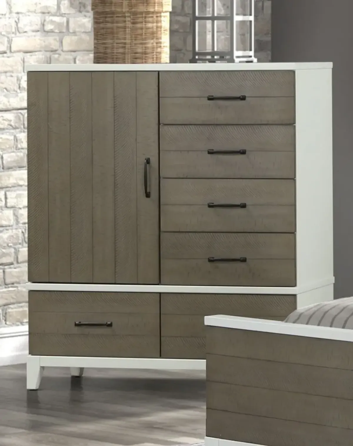 Bernards Furniture Group, Llc.|Daydream Clearance Bedroom|Bureau|Master Bedroom Pcs