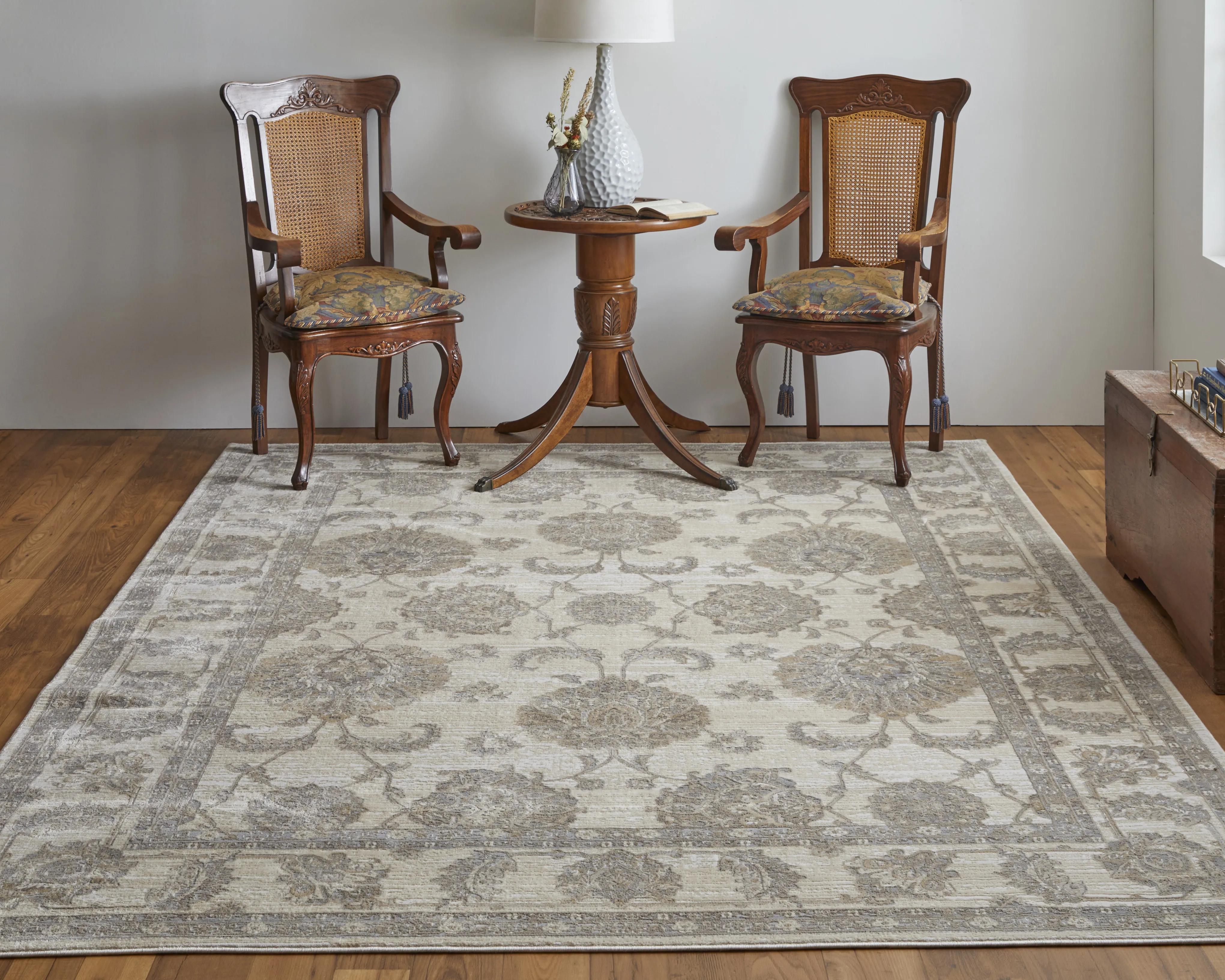 Celene 39KZF Tan/Ivory/Brown 7'9" x 7'9" Round Rug