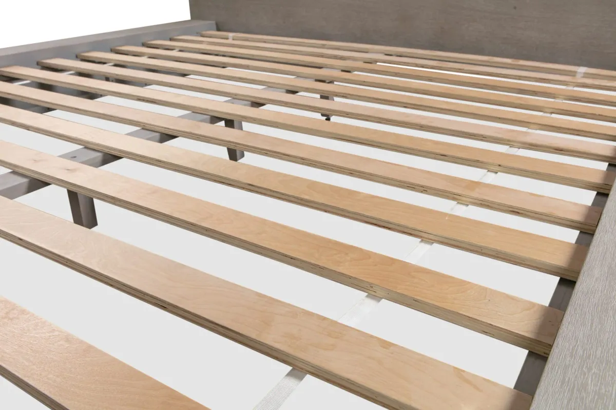 Melbourne King-Size Panel Bed in Mineral