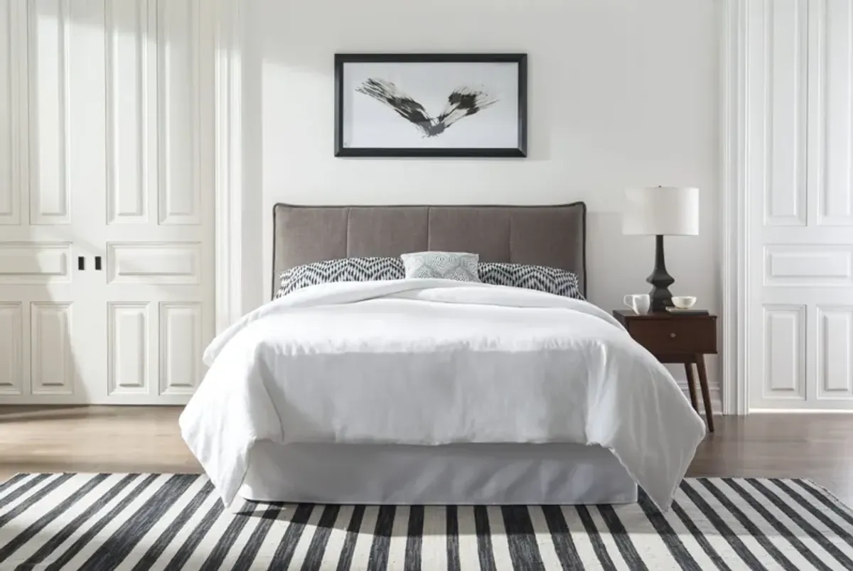 Adona King-Size Upholstered Platform Bed in Dolphin Linen