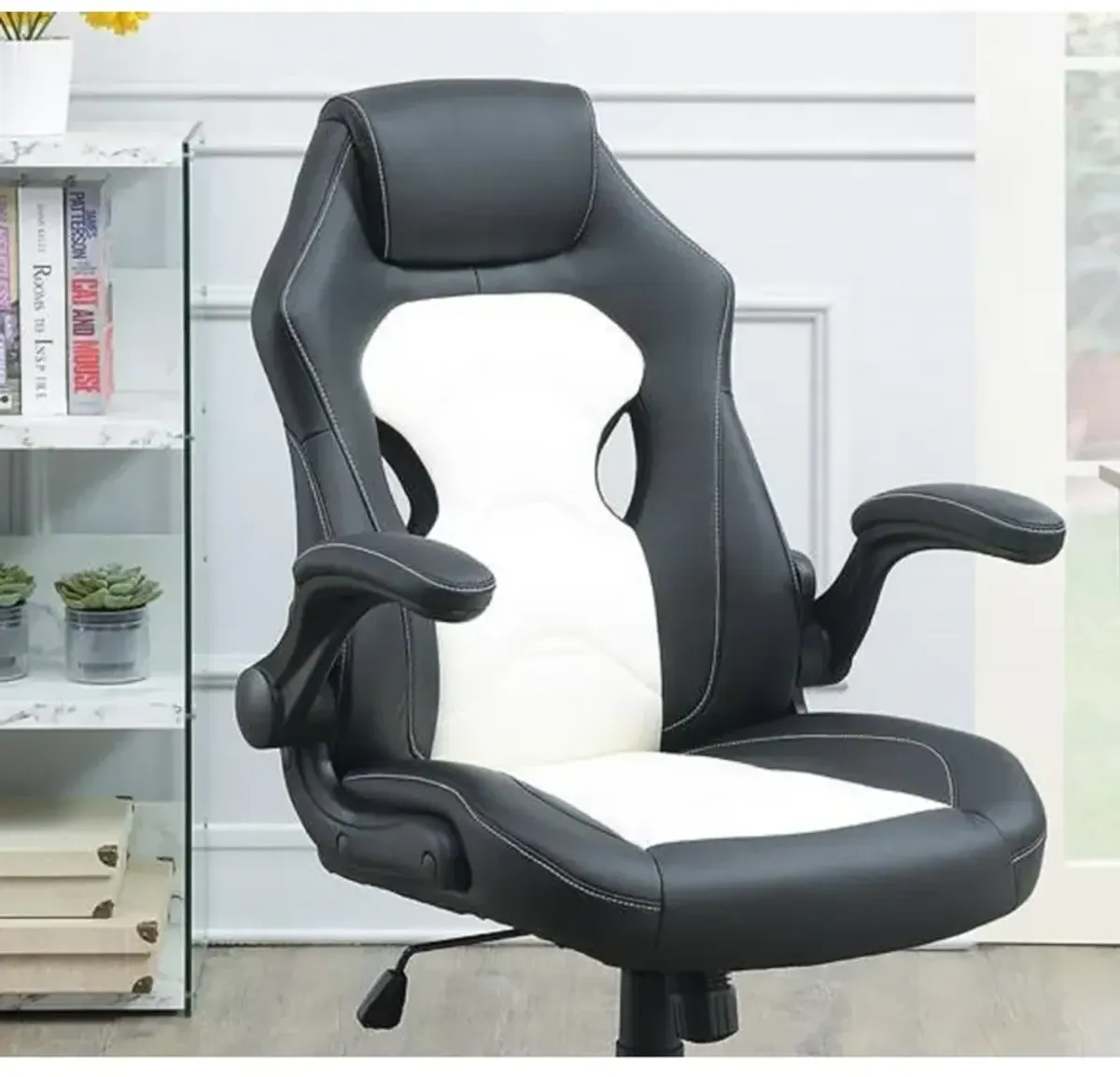 Office Chair Upholstered 1 Piece Comfort Chair Relax Gaming Office Chair Work Black And White Color