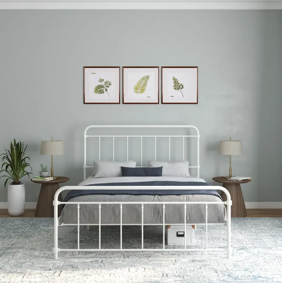 Wyn Metal Black Bed