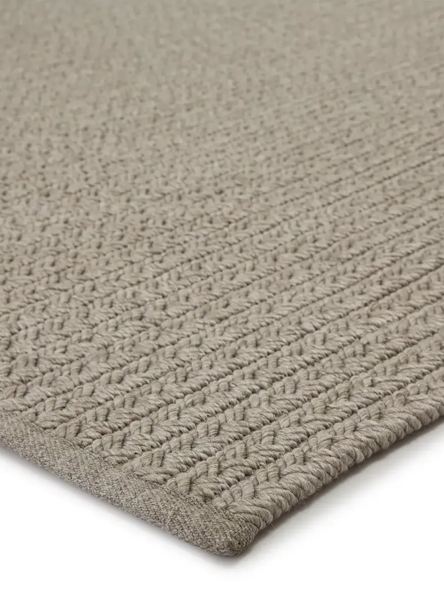 Nirvana Premium Iver Gray 4' x 6' Rug