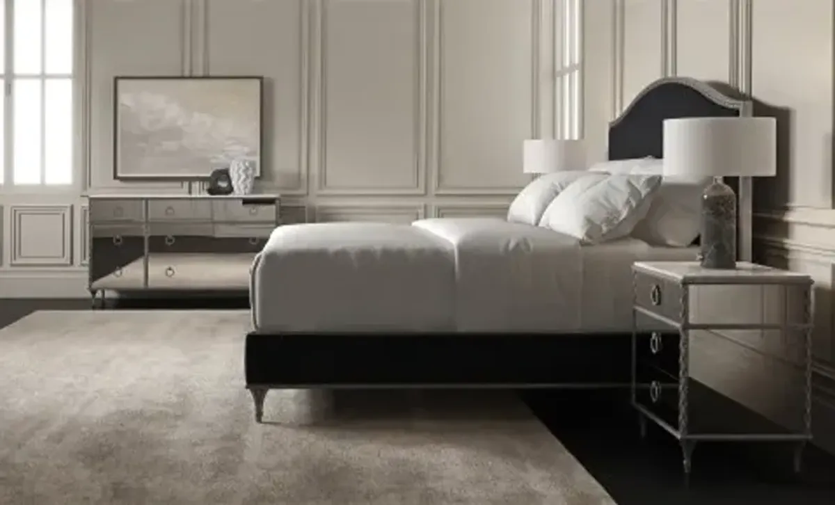 Fontainebleau Platform Queen Bed