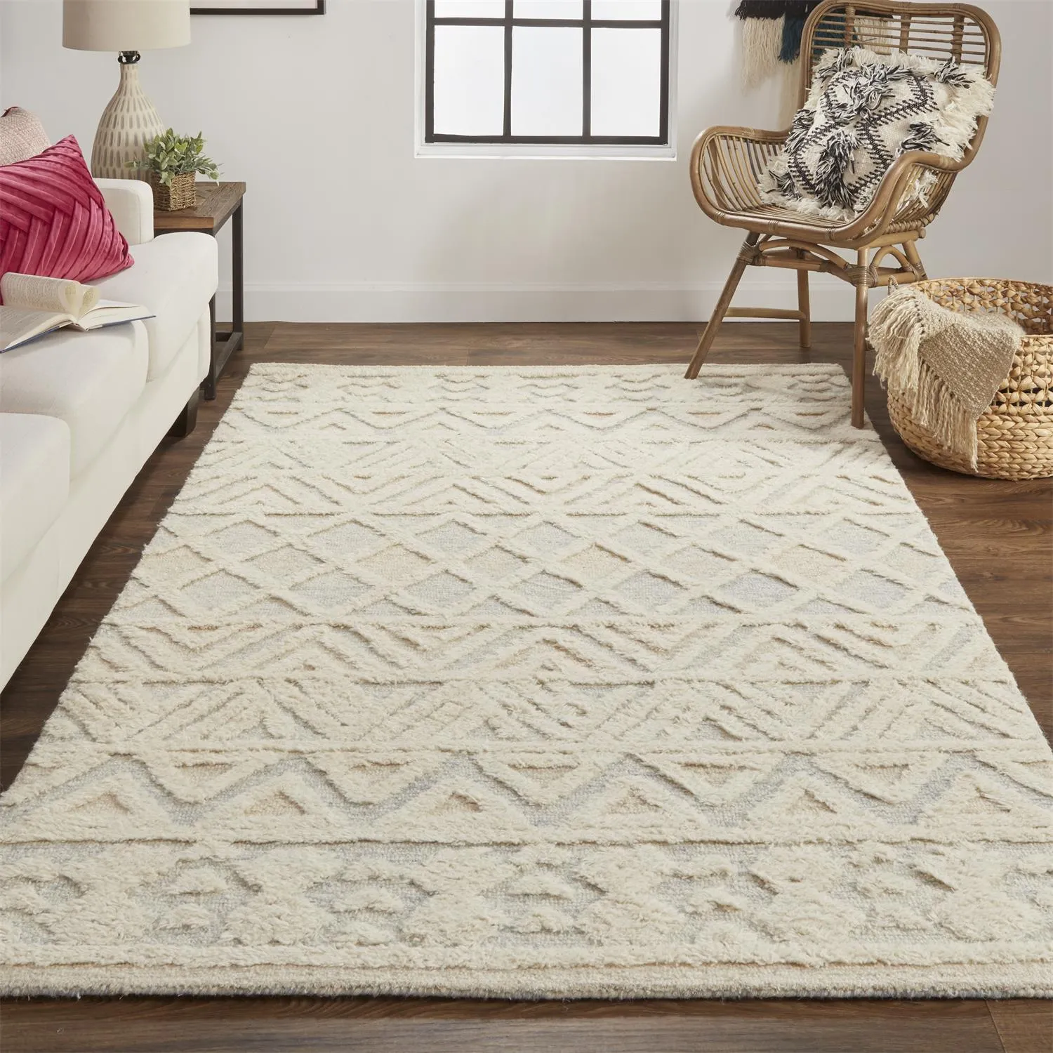 Anica 8005F Ivory/Blue/Tan 8' x 10' Rug