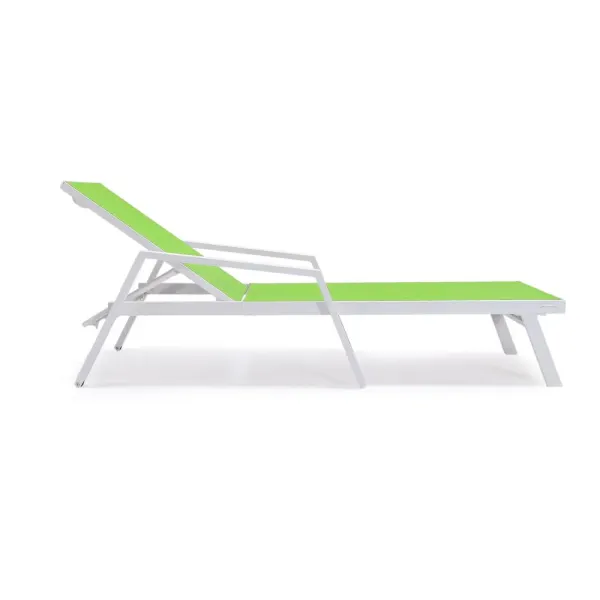LeisureMod Lounge Chair With Armrests in White Aluminum Frame, Set of 2