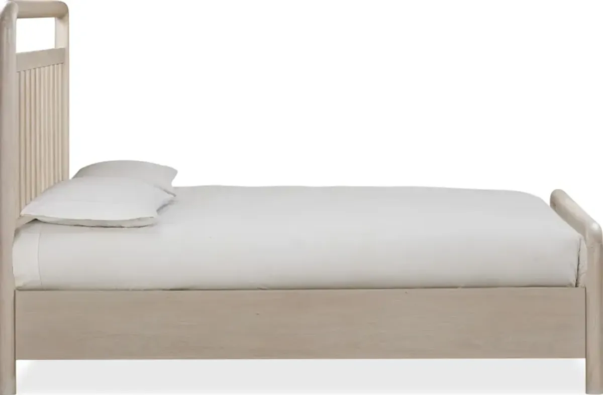 Camden King-size Shiplap Oak Wood Platform Bed in Chai