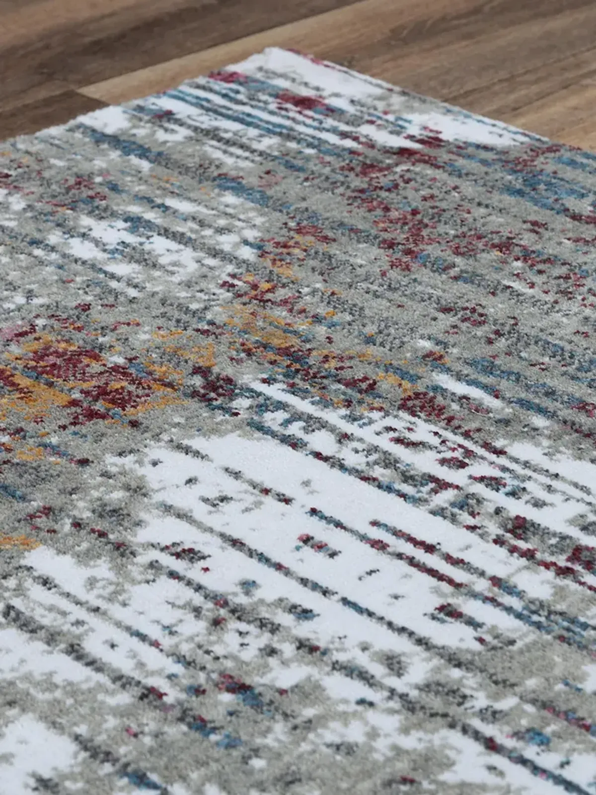 Signature SGN694 2'6" x 8' Rug