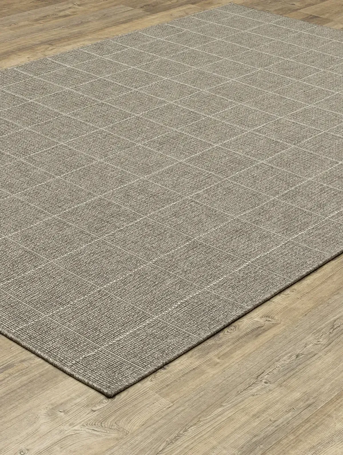 Caicos 6'7" x 9'2" Grey Rug