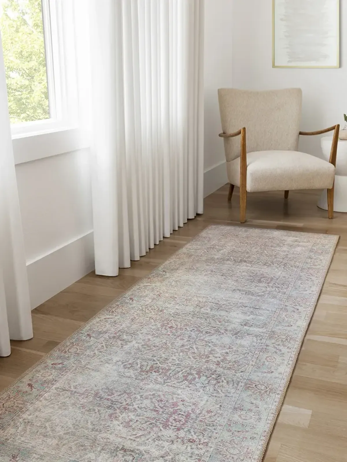 Wynter WYN04 2'6" x 9'6" Rug