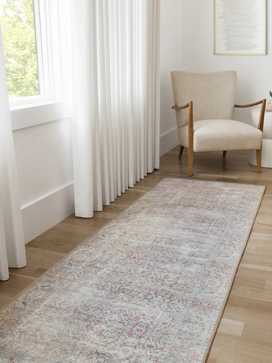 Wynter WYN04 2'6" x 9'6" Rug