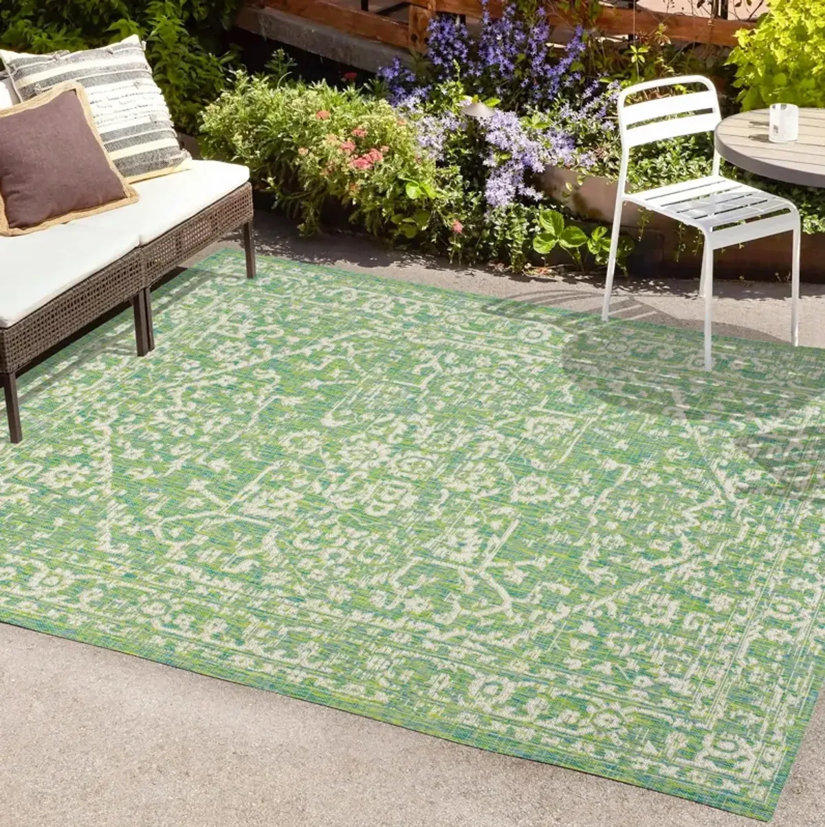 Malta Bohemian Medallion Textured Weave Indoor/Outdoor Area Rug