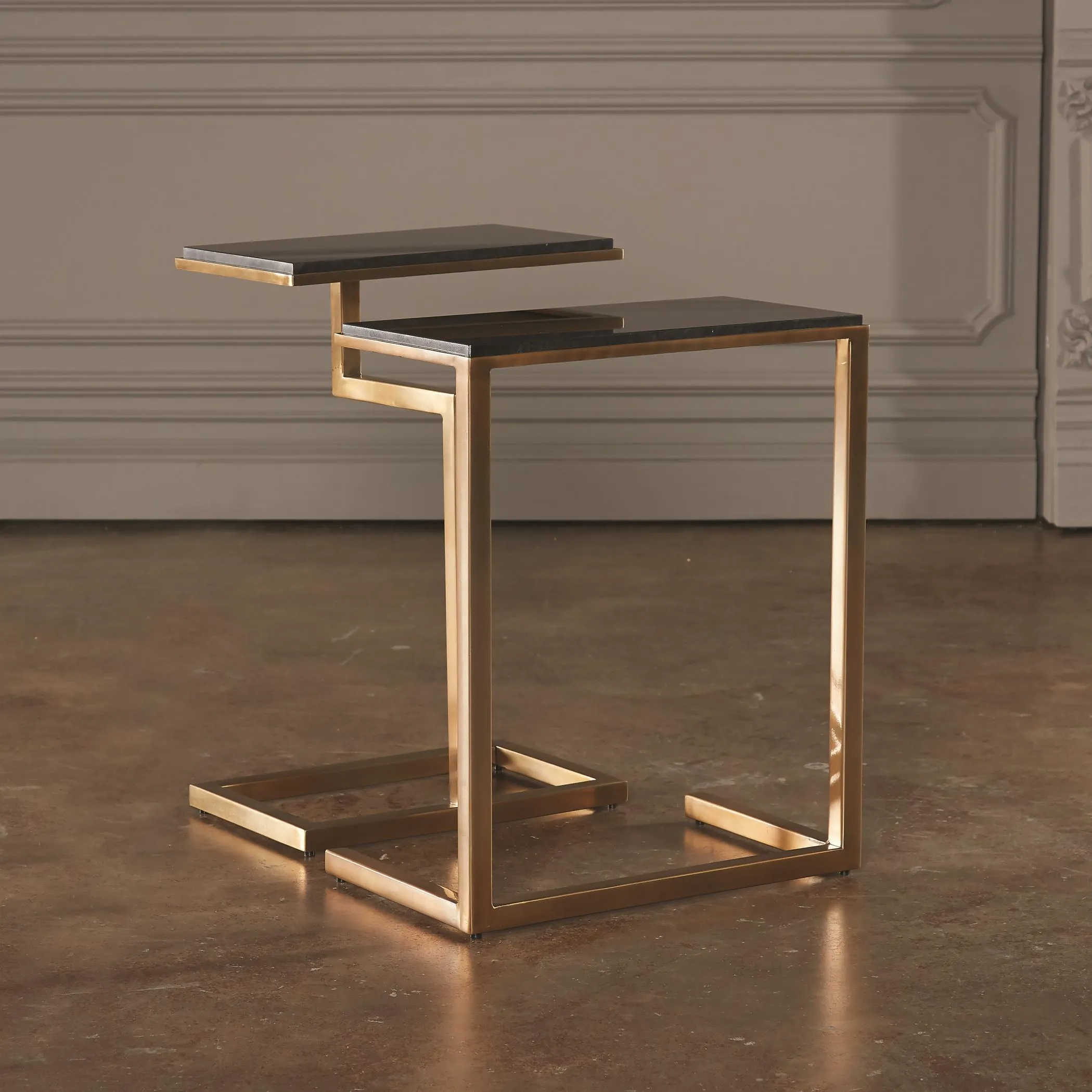 Set of 2 C-Nesting Tables in Brass